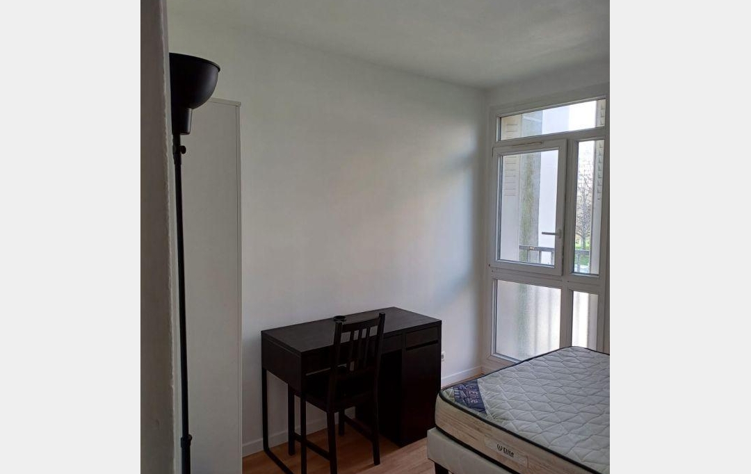 Annonces MONTREUIL : Appartement | CRETEIL (94000) | 12 m2 | 550 € 