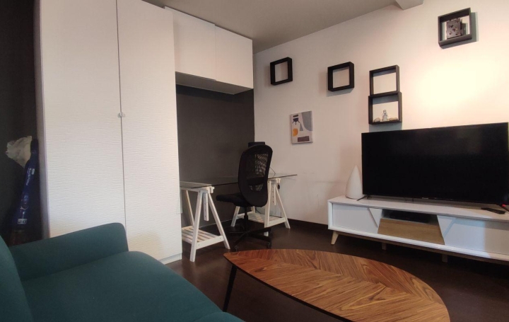  Annonces MONTREUIL Appartement | CHARENTON-LE-PONT (94220) | 24 m2 | 230 000 € 