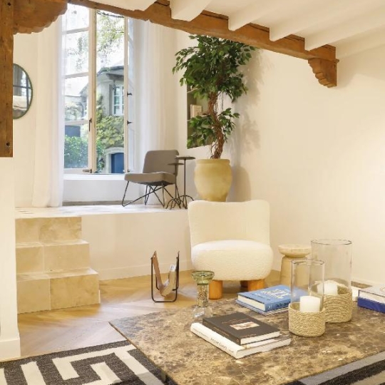  Annonces MONTREUIL : Appartement | PARIS (75006) | 69 m2 | 1 325 000 € 