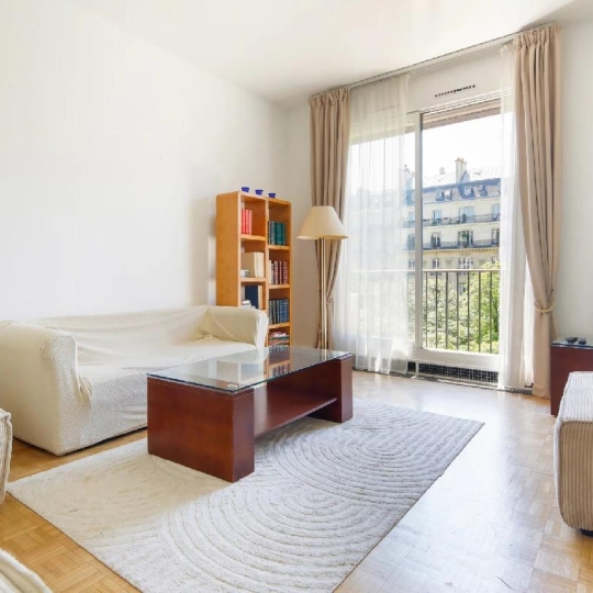  Annonces MONTREUIL : Appartement | PARIS (75016) | 76 m2 | 1 500 000 € 