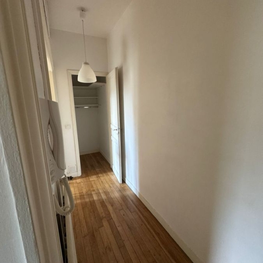  Annonces MONTREUIL : Appartement | CHARENTON-LE-PONT (94220) | 41 m2 | 1 295 € 