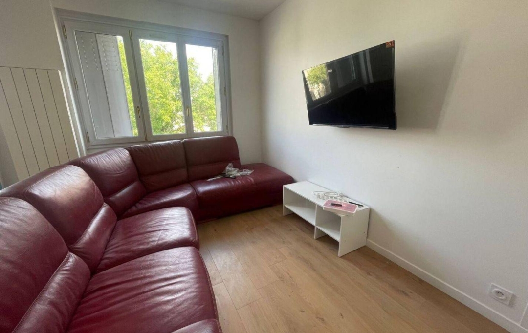 Annonces MONTREUIL : Appartement | LA COURNEUVE (93120) | 12 m2 | 620 € 