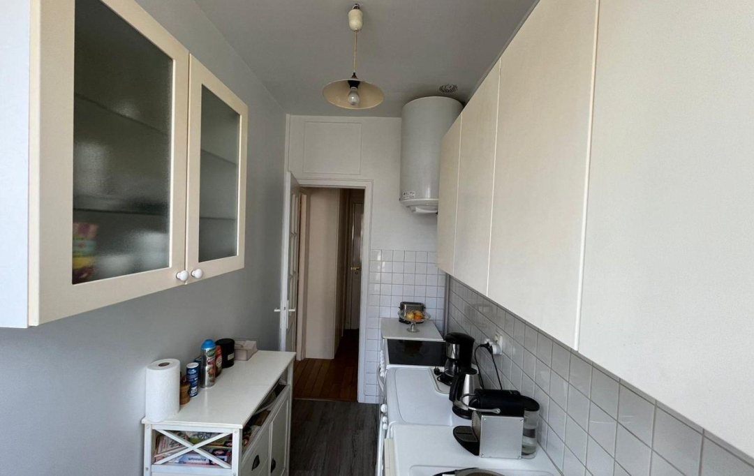 Annonces MONTREUIL : Appartement | CHARENTON-LE-PONT (94220) | 50 m2 | 435 000 € 